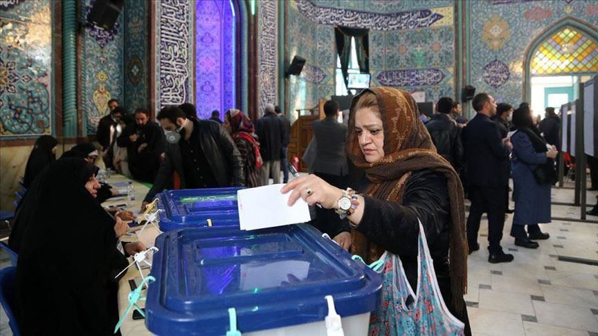 Iran: Conservatives win majority of seats in parliament