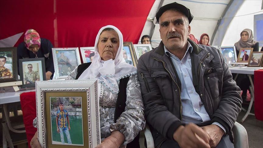 Turkey: Sit-in against PKK keeps growing day by day