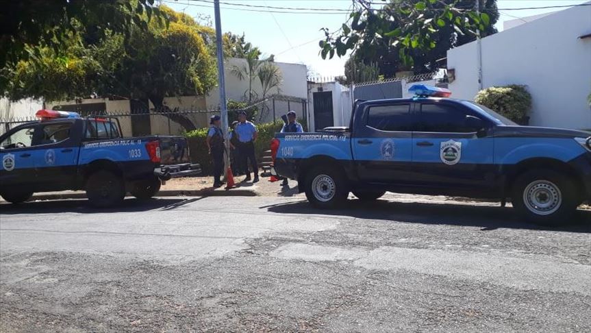 Opositores en Nicaragua denuncian “secuestro domiciliar” de la policía antes de una marcha nacional