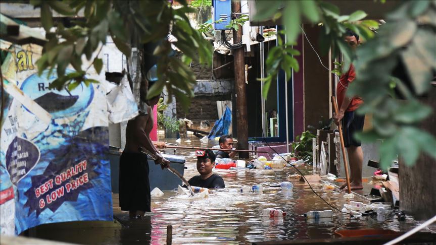 Jakarta Banjir Setelah Hujan Deras Sejak Senin Malam