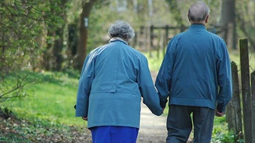 England life expectancy stalls for 1st time in century