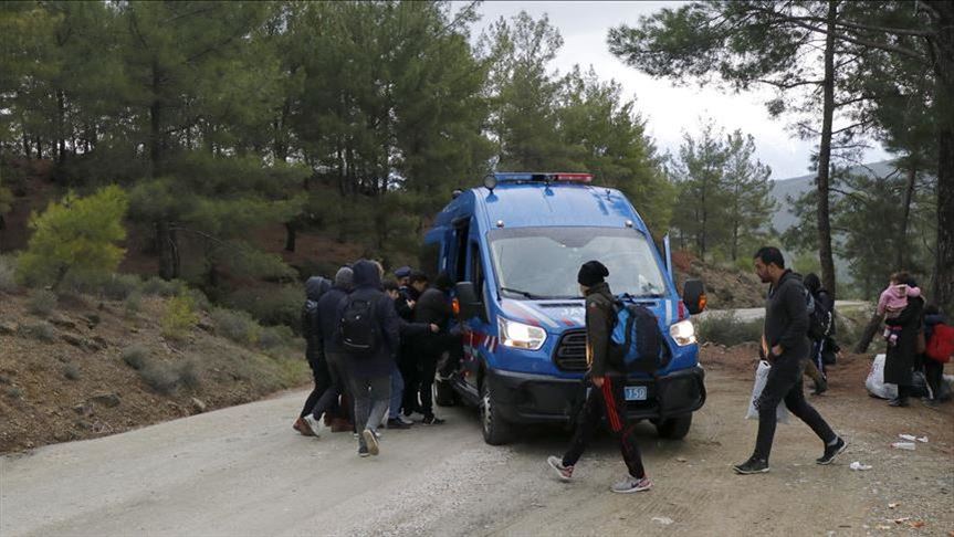 تركيا.. ضبط 141 مهاجرا غير نظامي شمال غربي البلاد