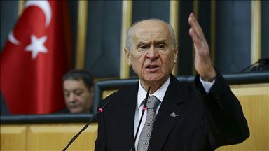 Bahçelî: Hemû rêwiyên heman rêya bêbext û tarî ne