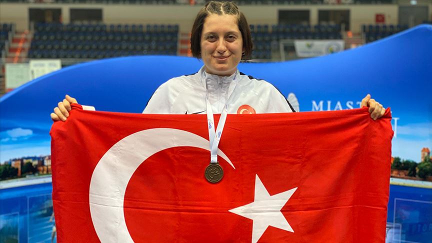 تركية تفوز ببطولة العالم في الخماسي لذوي الاحتياجات الخاصة