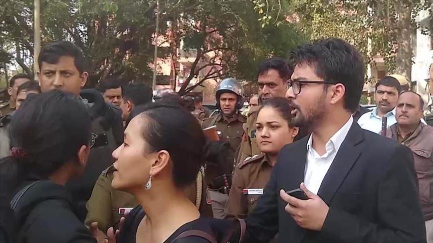 Human rights lawyers baton-charged by Delhi police