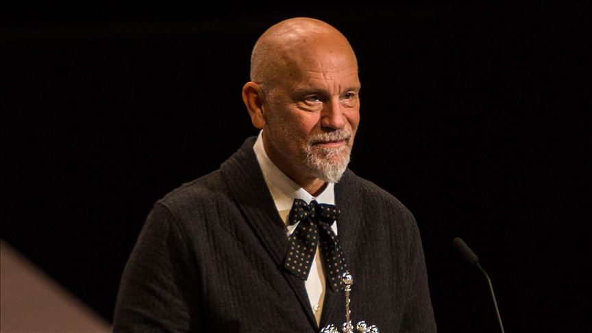 Istanbul to feature Malkovich with his music show