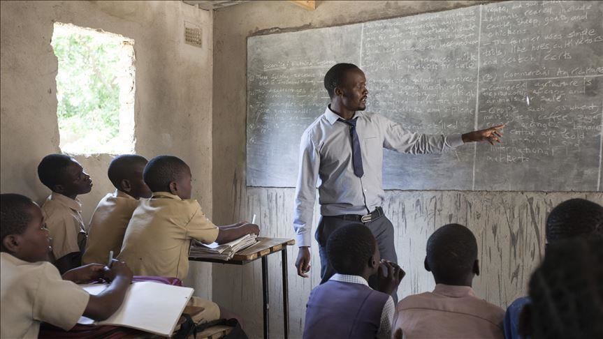 Zimbabwean teachers say right to education under threat