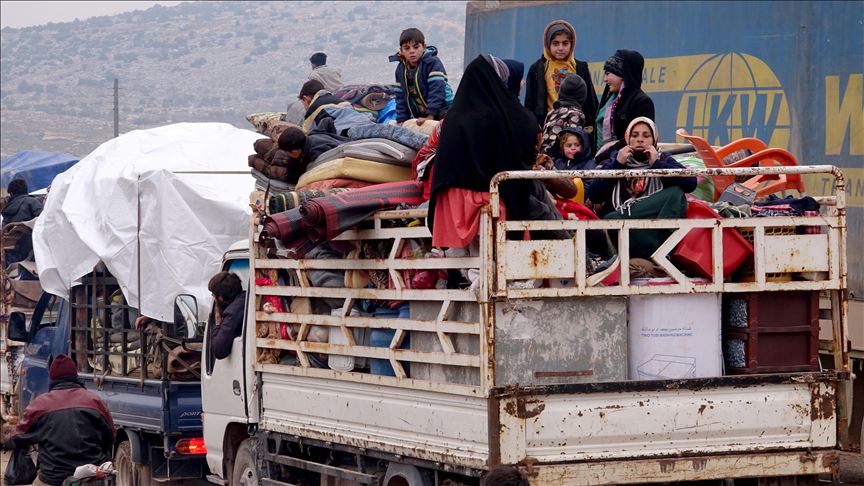 Turquía advierte que ola de refugiados crecerá si la situación en Siria empeora