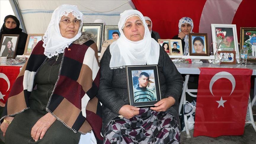 Turkey: Mothers protest against YPG/PKK growing