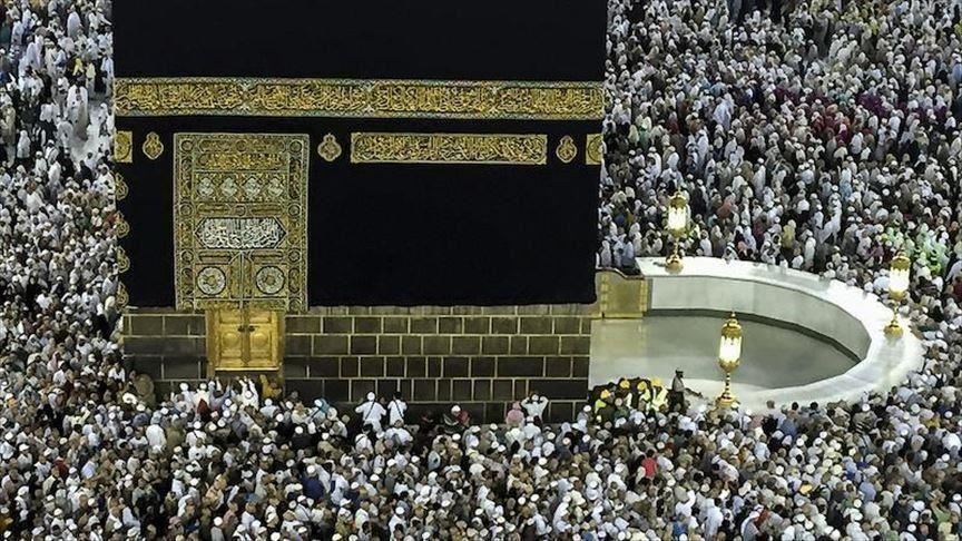علماء المسلمين يجوز منع الحج والعمرة مؤقتا بسبب كورونا