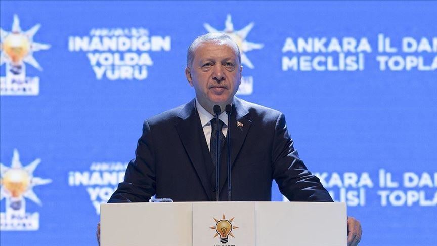 أردوغان يحذر أوروبا من تدفق ملايين اللاجئين