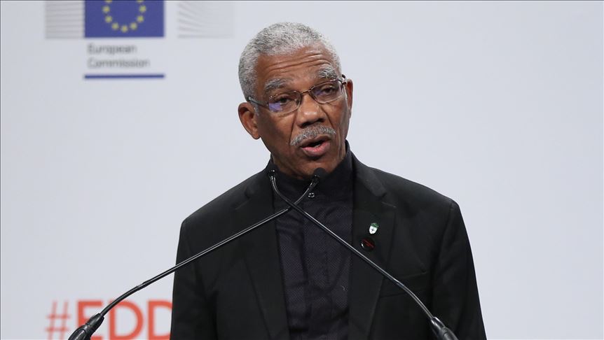 En Guyana se realizan unas elecciones legislativas que deciden al presidente