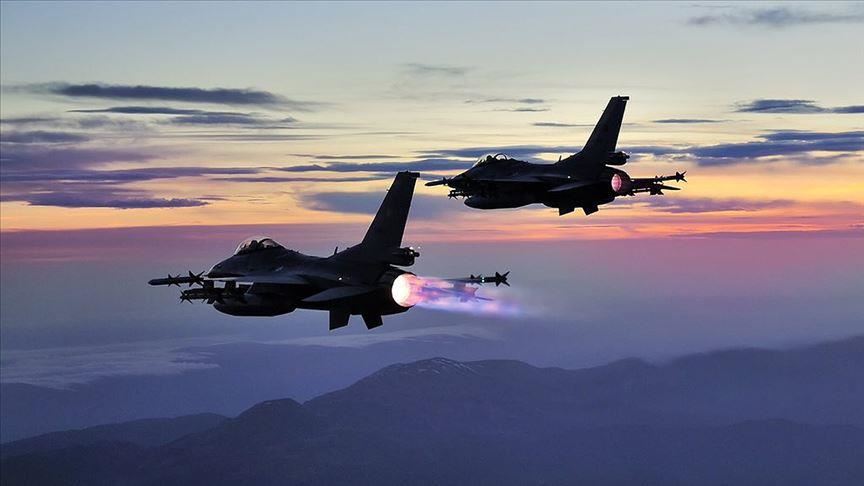 Turkey downs Assad regime's warplane in Syria
