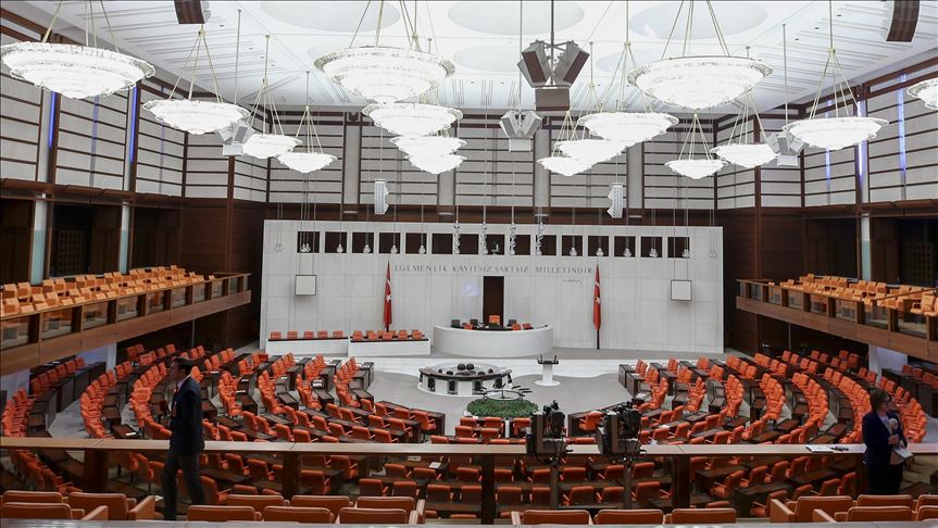 انطلاق جلسة مغلقة للبرلمان التركي حول إدلب 