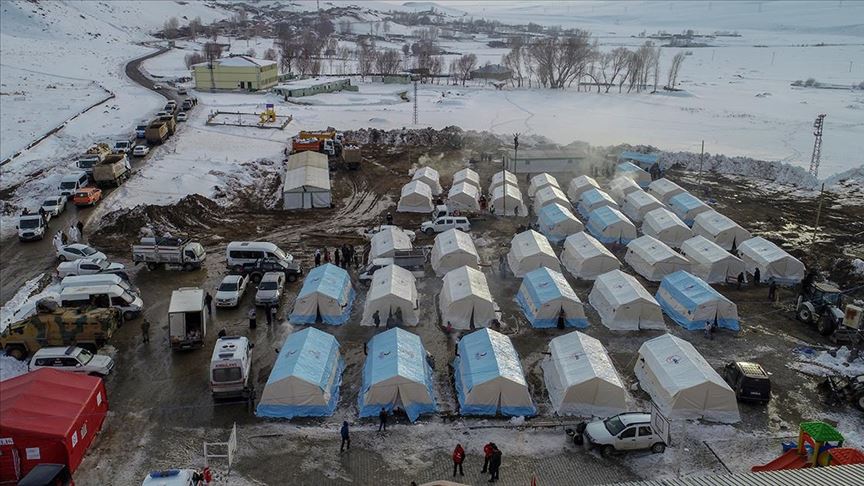 AFAD'ın İran'daki depremden etkilenen Van'a gönderdiği yardım ödeneği 3 milyon liraya ulaştı