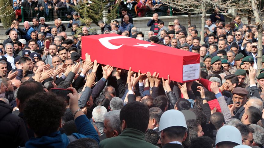 İdlib şehitleri Uzman Onbaşı Akman ve Coşkun son yolculuğuna uğurlandı