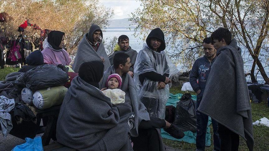 Turquie : Les réfugiés continuent d'affluer vers la frontière grecque