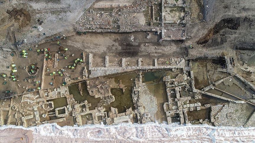 Digs unearth riches of Istanbul's 'Land of the Blind'