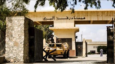 Israel closes land border with Egypt due to coronavirus