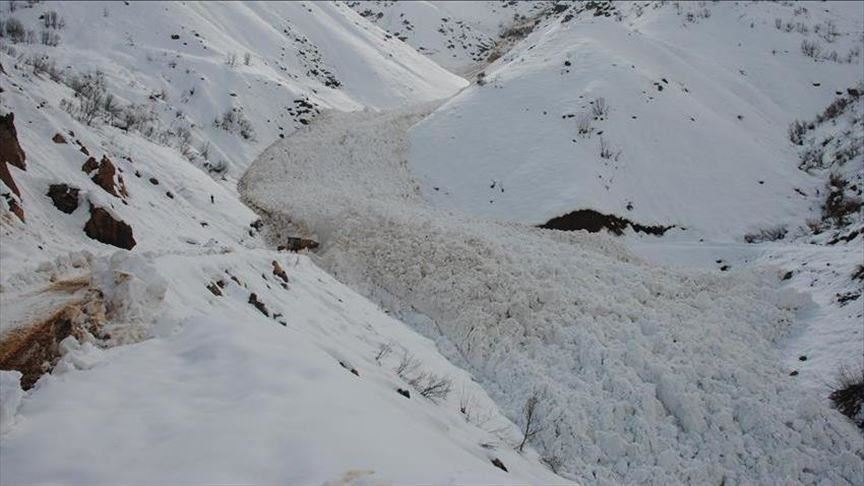 Image result for 4 killed in avalanche in NW Pakistan