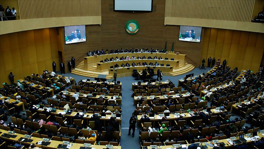 Afrika Birliği koronavirüs nedeniyle tüm toplantıları askıya aldı