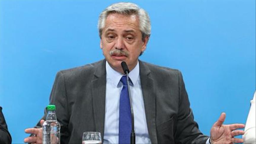 Argentina suspenderá por 30 días los vuelos provenientes de EEUU y Europa