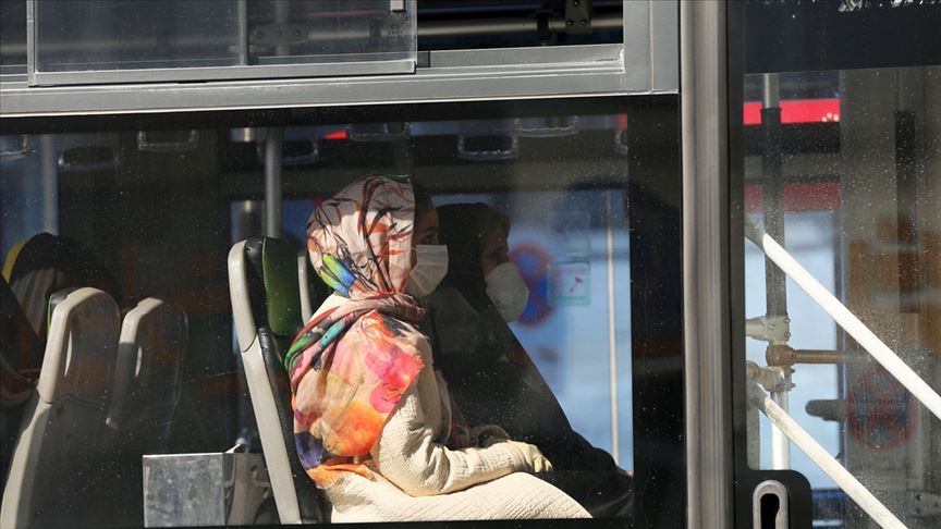 İran'da 91 yaşındaki Kovid-19 hastası tedavisinin ardından taburcu edildi