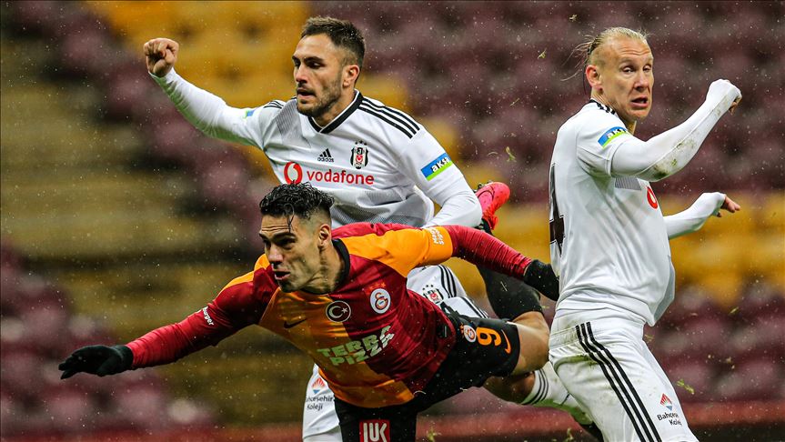 Football: Galatasaray, Besiktas draw in Istanbul derby