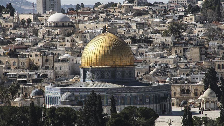 Coronavirus shuts Al-Aqsa's enclosed prayer places