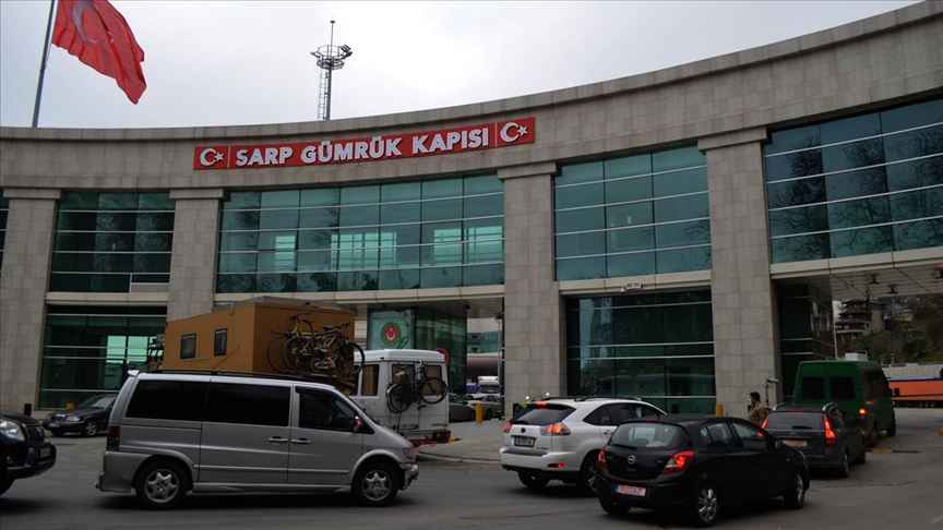Sarp Sınır Kapısı yolcu trafiğine kapatıldı 