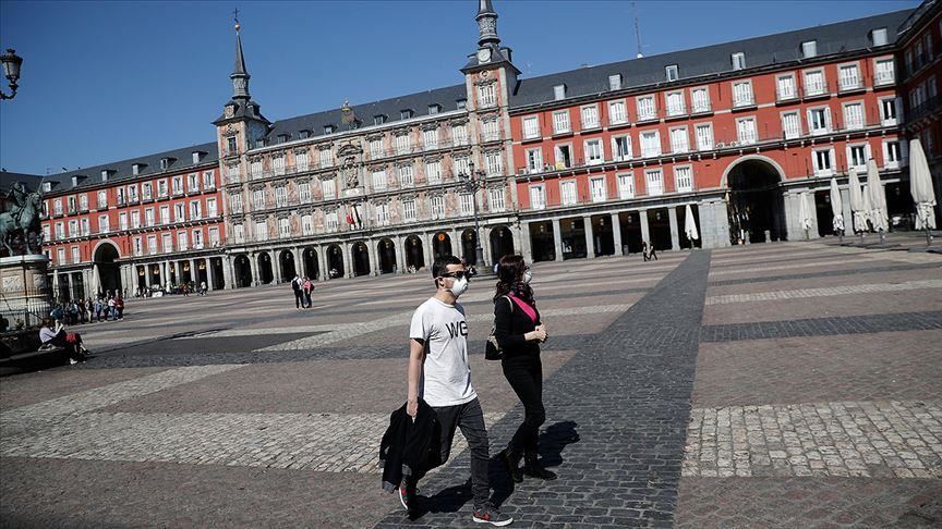 COVID-19: Spain reports 182 deaths in a day