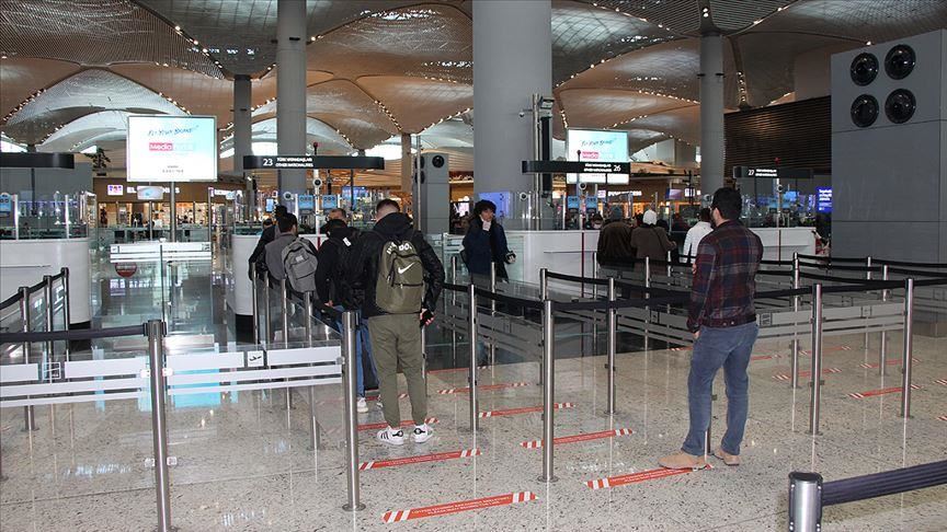 Les ressortissants turcs venus de 9 pays d'Europe seront mis en quarantaine à Istanbul