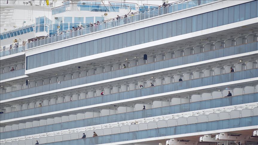 Cuba autoriza atraque de crucero con pasajeros que tienen COVID-19