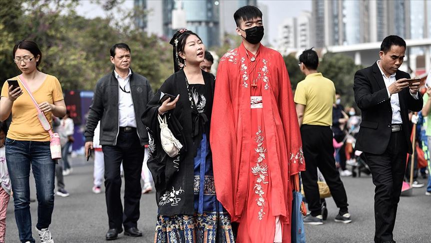 China: Muertes por COVID-19 continúan al tiempo que su propagación disminuye