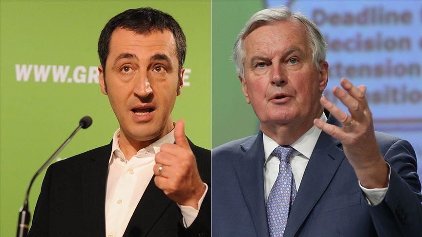 Un politicien allemand et le négociateur de l'UE pour le Brexit touchés par le Covid-19