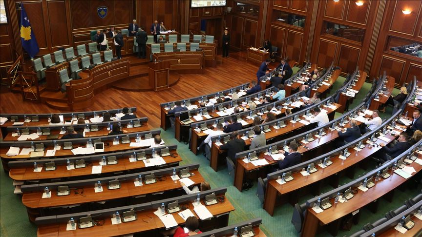 Lidhja Demokratike e Kosovës dorëzon në Kuvend kërkesën për mocion mosbesimi ndaj Kryeministrit