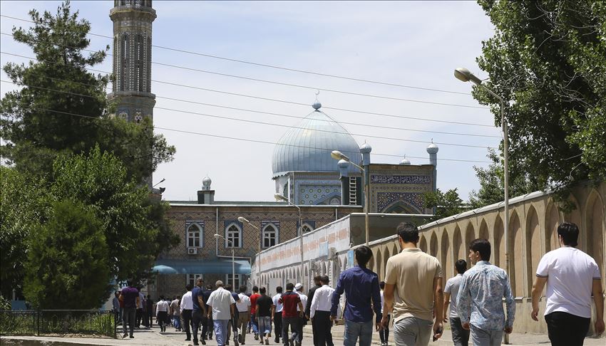 مساجد تاجیکستان مجددا باز شدند