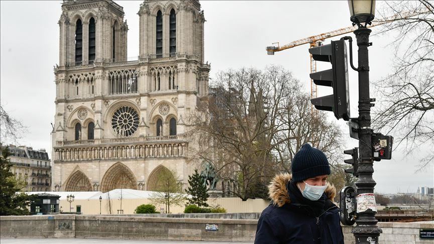 France coronavirus death toll up to 562, cases rising