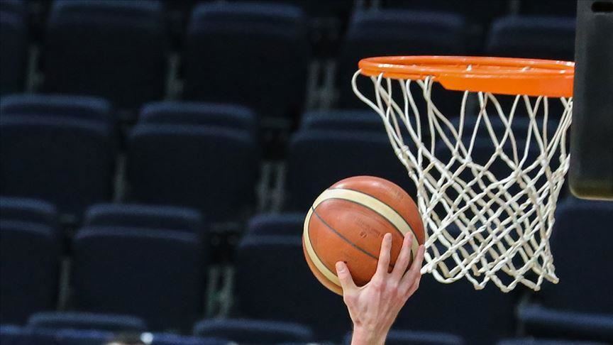 Basketball: Fenerbahce players show signs of virus