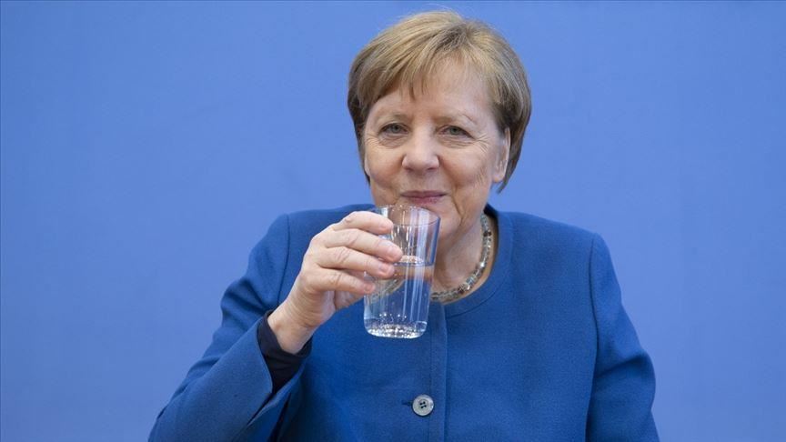 Allemagne : Merkel testée négative au coronavirus 