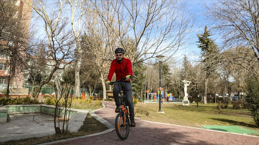 Ulaşımda Kovid-19'a karşı 'sosyal mesafe' için bisiklet önerisi
