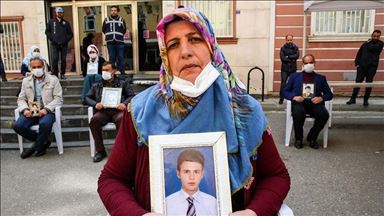 Solmaz Ovunça dayik: Ez ê kefen li te nekim, kincên zavatiyê li te bikim
