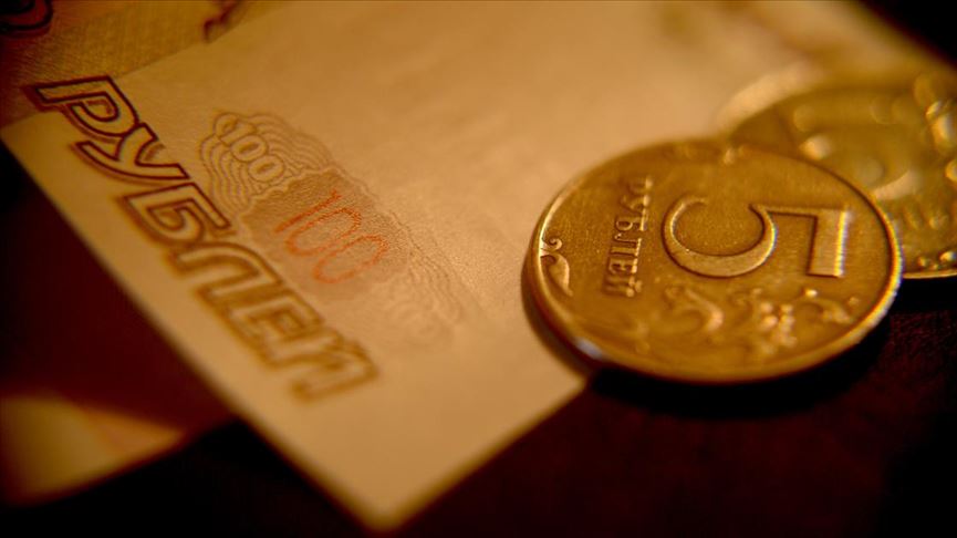 Putin’in halka hitap konuşmasının ardından Rus rublesi düşüşe geçti 