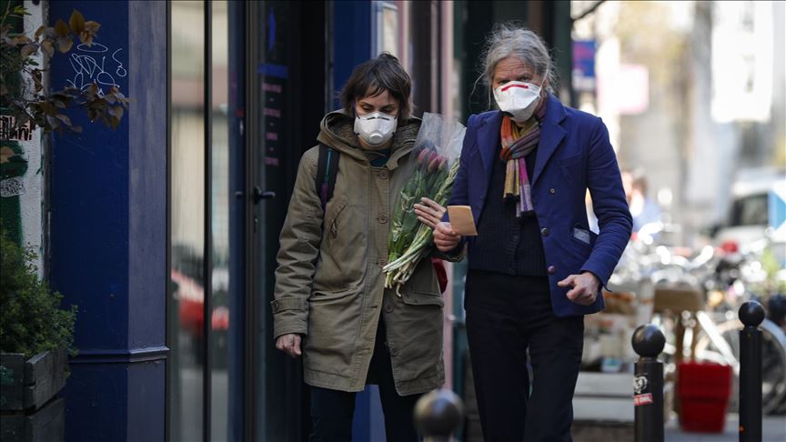 La France autorise l’utilisation de la chloroquine pour traiter le coronavirus