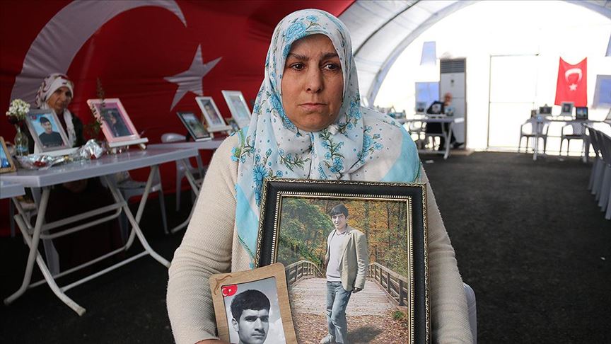 Diyarbakır annelerinden Zümrüt Salim: Çocuğumu HDP'den istiyorum