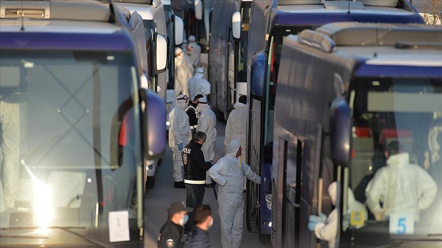 Havalimanında mahsur kalan yabancı yolcular Karabük'teki yurda yerleştirildi