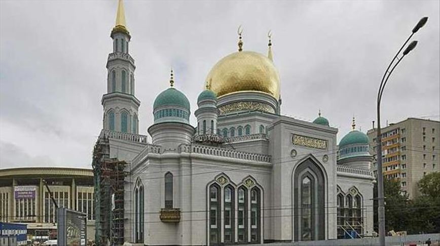 Мусульмане России совершили пятничный намаз в режиме онлайн