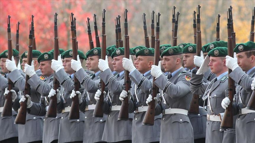 Alemania despliega 15.000 soldados para combatir la crisis del COVID-19