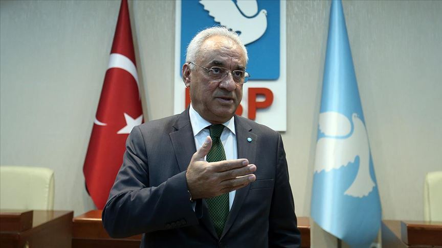 Aksakal'dan, 'Evde kal Türkiye' çağrısı