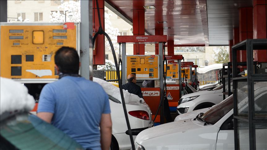 جایگاه‌داران سوخت در ایران احتمالا 70 درصد از پمپ‌بنزین‌ها را تا نیمه اردیبهشت ماه تعطیل می کنند